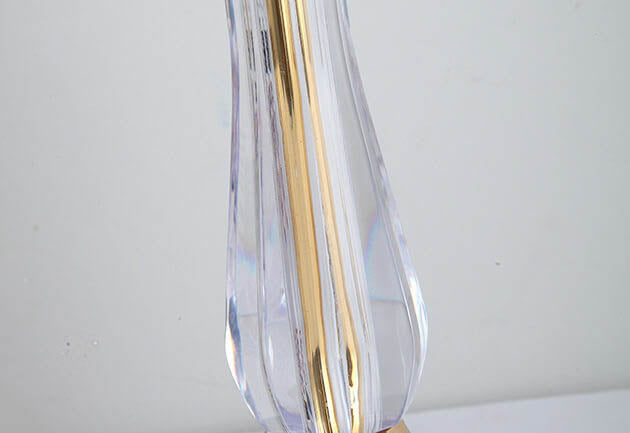 Moderne europäische Tischleuchte mit strukturiertem Glas-Kuppelschirm und zwei Lichtern 