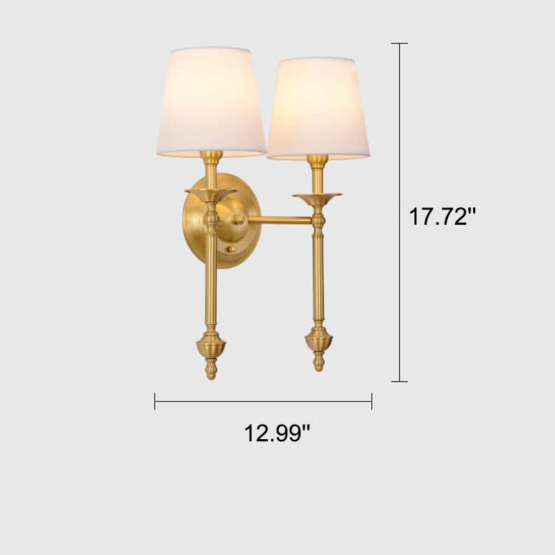 Moderne Wandleuchte mit Messing-Fassung und Stoffschirm für 1/2 Licht 