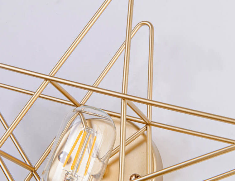 Einfache goldene Pentagramm-Eisen-Wandleuchte mit 1 Licht 