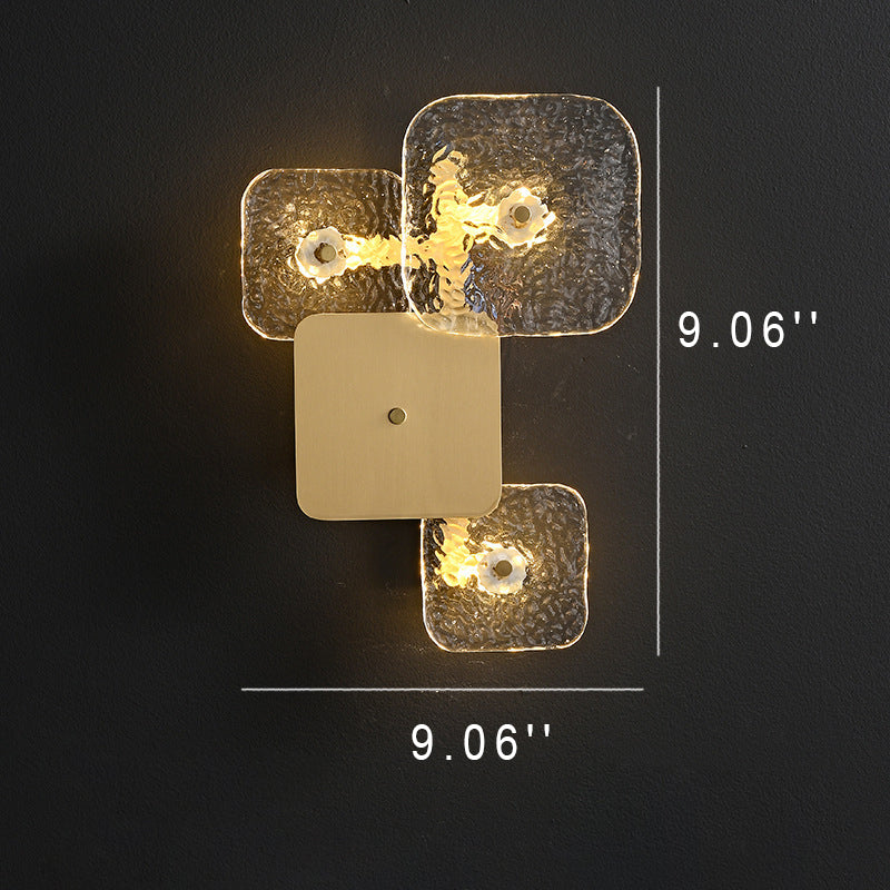 مصباح حائط LED مربع من الزجاج والنحاس في تصميم فن ما بعد الحداثة 
