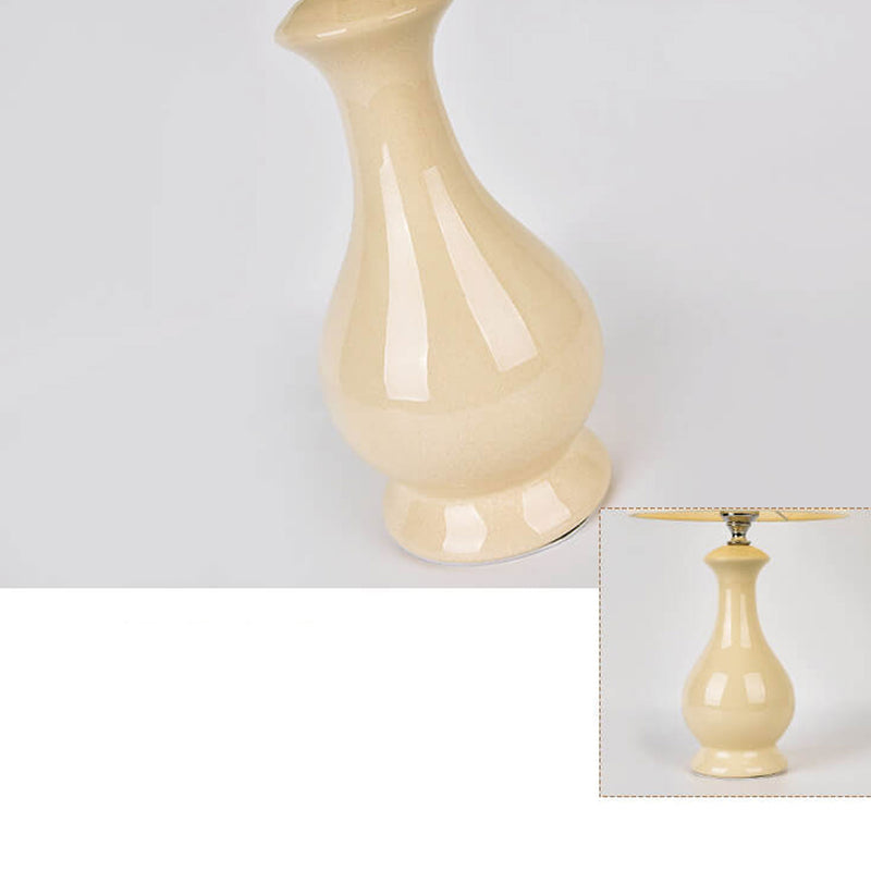 Nordic Light Luxury Ceramic Linen Fabric 1-Light Table Lamp