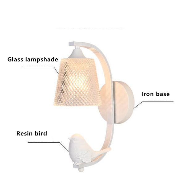 Pantalla de vidrio simple moderna con pájaro de resina Lámpara de aplique de pared de 1 luz 