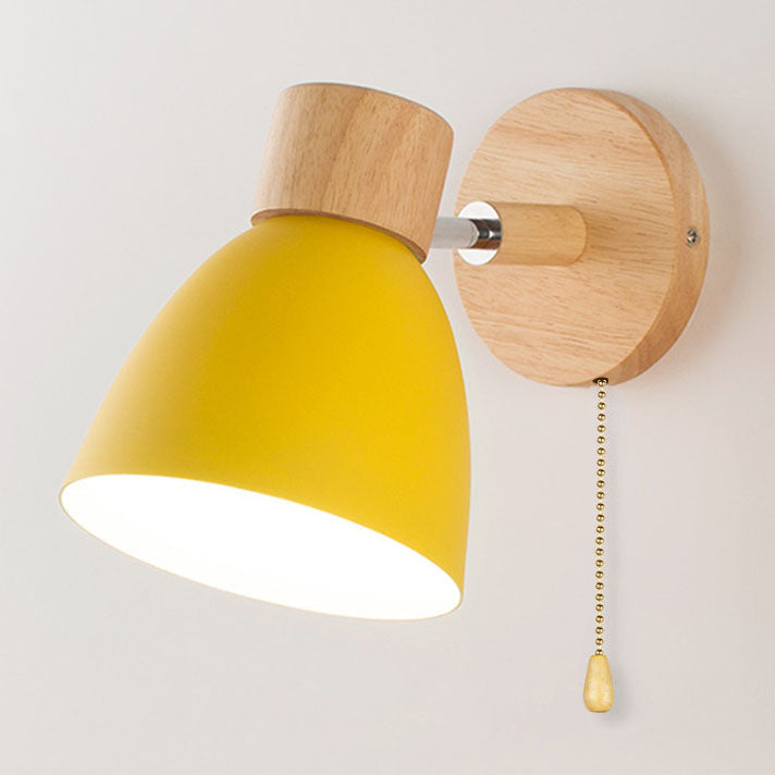 Moderne, minimalistische, einfarbige Macaron-Eisenholz-Wandleuchte mit 1 Leuchte 