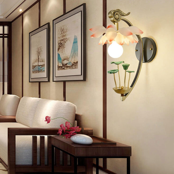 Applique murale moderne en céramique de lotus chinois à 1 lumière en résine 