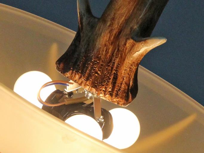Lámpara de araña de 3 luces con cuenco de vidrio de resina vintage con astas 