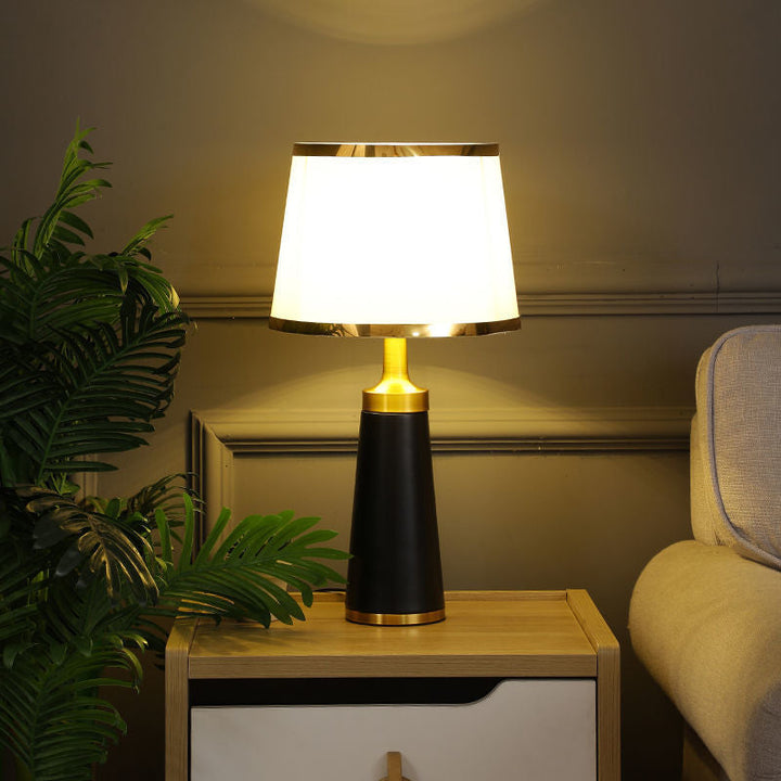 Lámpara de mesa táctil con regulador de intensidad Nordic Fabric Column 1-Light 