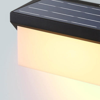 Moderne wasserdichte LED-Wandleuchte mit quadratischer Solargeometrie im Freien