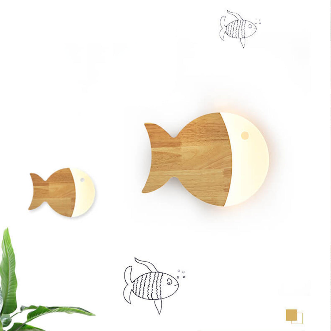 Nordische minimalistische Fisch-LED-Wandleuchte aus Eichenholz 