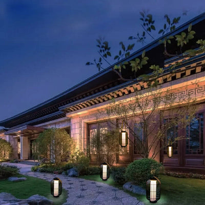 Solar-chinesisches gestreiftes Laternen-Design LED im Freien aufhängbares Garten-dekoratives Licht 