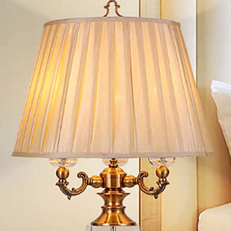 Lampe de table de luxe en alliage de zinc et cristal à 1 lumière, style européen 