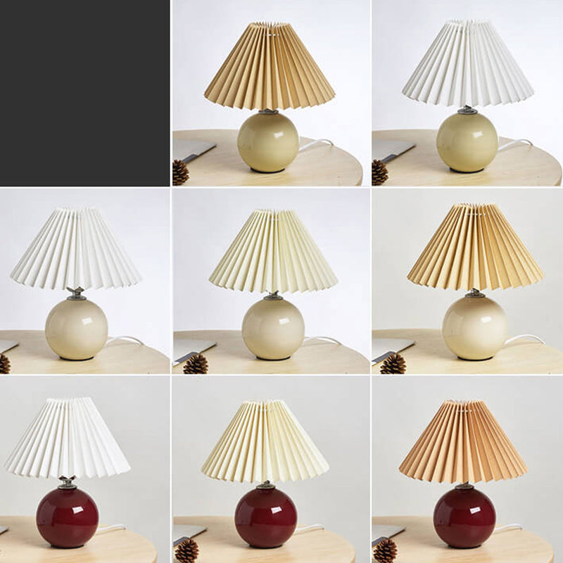 Nordische minimalistische plissierte 1-flammige Tischlampe aus Keramik 