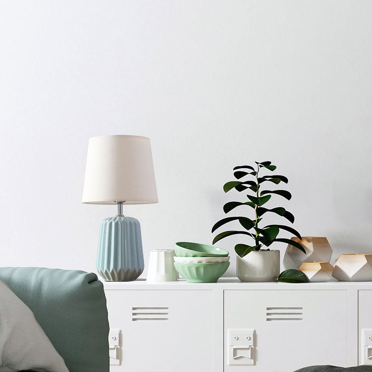Lámpara de Mesa de 1 Luz con Pantalla de Tela Cerámica Nórdica Macaron 