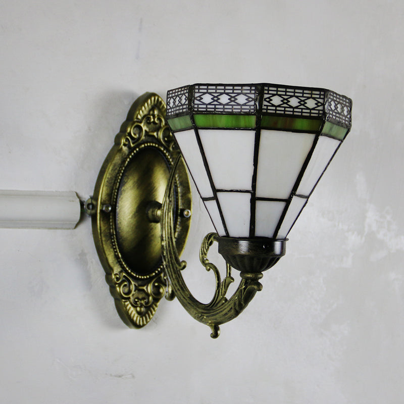 European Tiffany Stained Glass Round 1-Light Wall Sconce Lamp