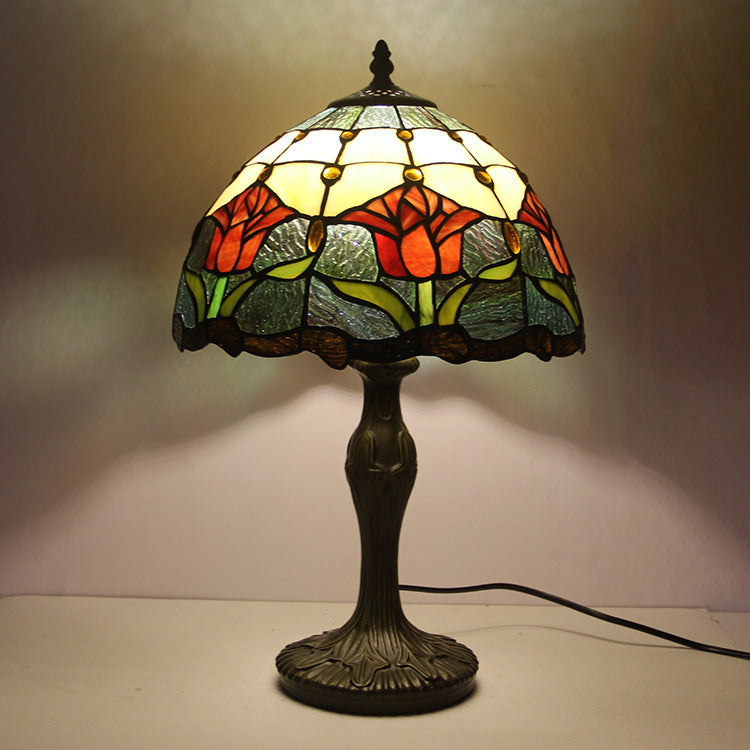 Lampe de table à 1 lumière en forme de dôme de fleur de pierre précieuse Tiffany de style européen 