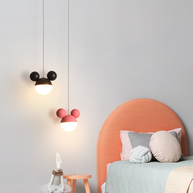 Kindliche minimalistische LED-Hängeleuchte im Mickey-Mouse-Design in Macaron-Farbe 