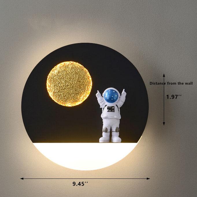 Creative Astronaut Resin Acrylic 1-Light LED Circle Wall Sconce Lamp