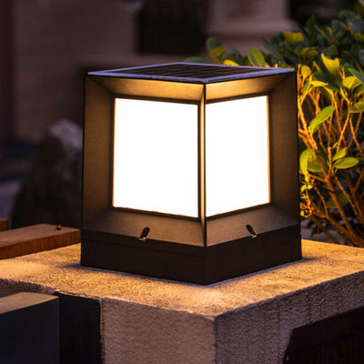 Simple Square LED Solar Outdoor Waterproof Lawn Fence Lamp