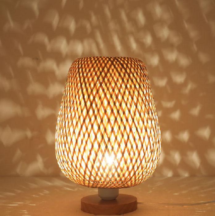 Modern Bamboo Weaving Oval 1-Light Table Lamp