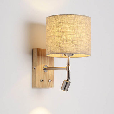Aplique de pared de 1 luz con base de madera y pantalla de tela moderna 