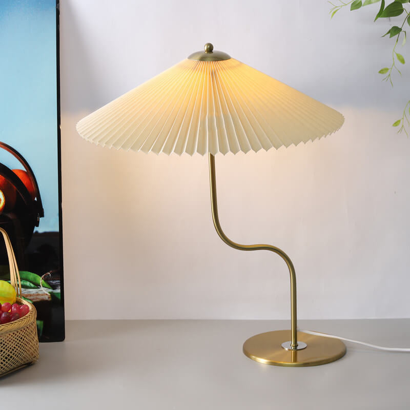 Retro Pleated Umbrella Shaped 1-Light Decorative Table Lamp