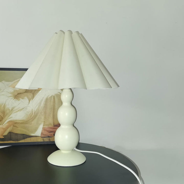 Vintage Petal Faltenstoffschirm Kürbisfuß 1-Licht Tischlampe 