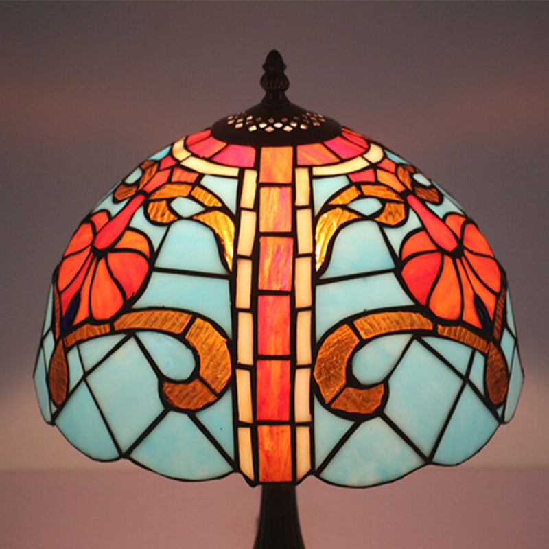 Lampe de table méditerranéenne à 1 lumière en verre Tiffany européen 