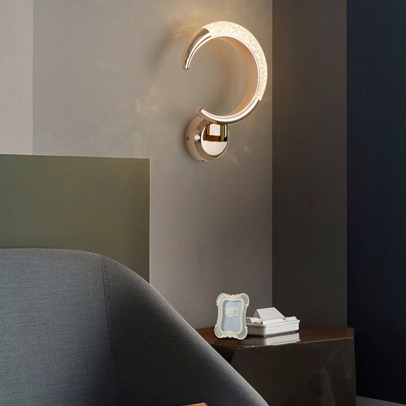 Lámpara de pared LED con pantalla de acrílico y anillo de hierro en oro rosa de lujo moderno para dormitorio 