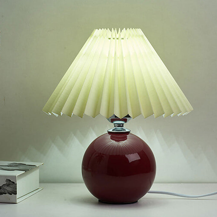 Nordic Minimalist Ceramic Pleated 1-Light Table Lamp