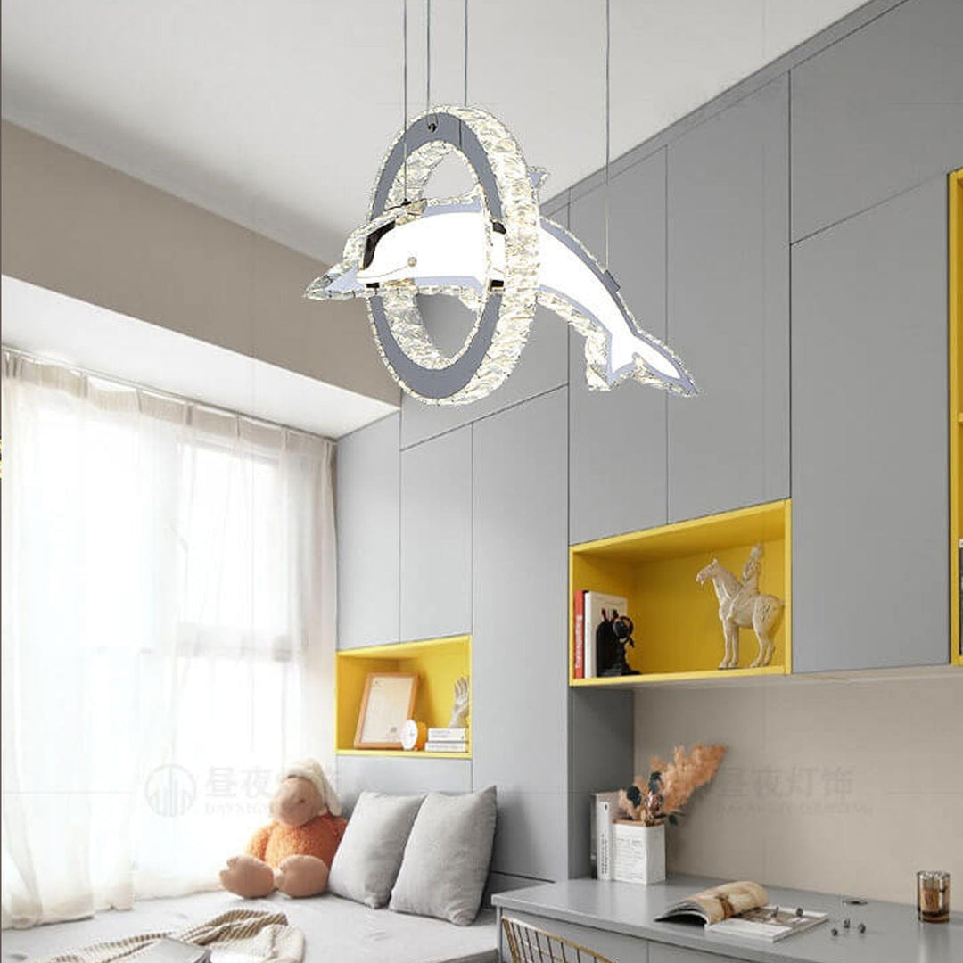 Moderner luxuriöser LED-Kronleuchter aus Kristall und Edelstahl im Delfin-Design für das Wohnzimmer 