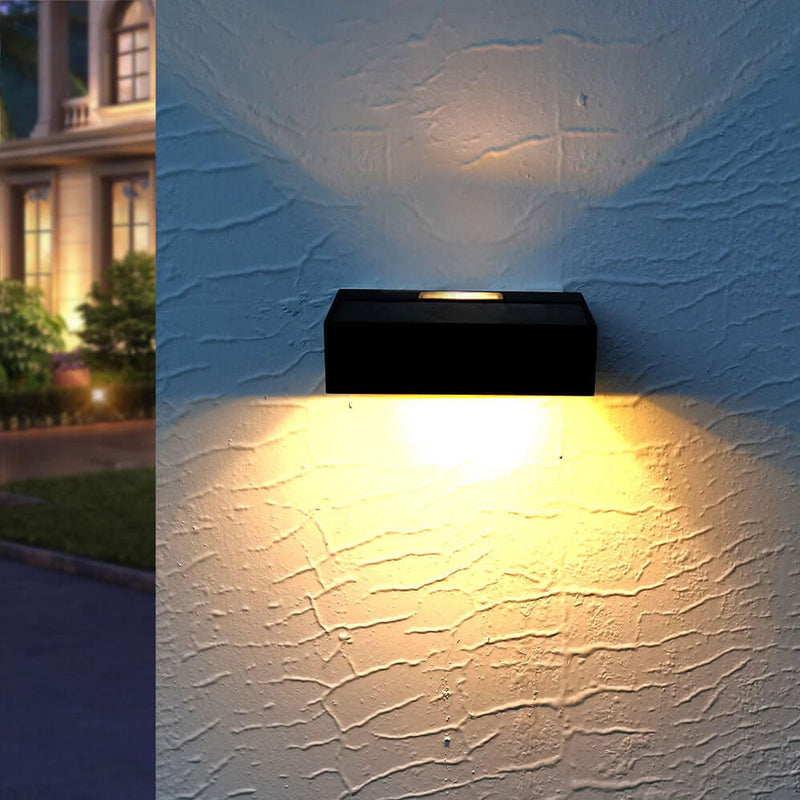 Lampe applique murale LED étanche moderne pour patio avec double tête carrée solaire extérieure 