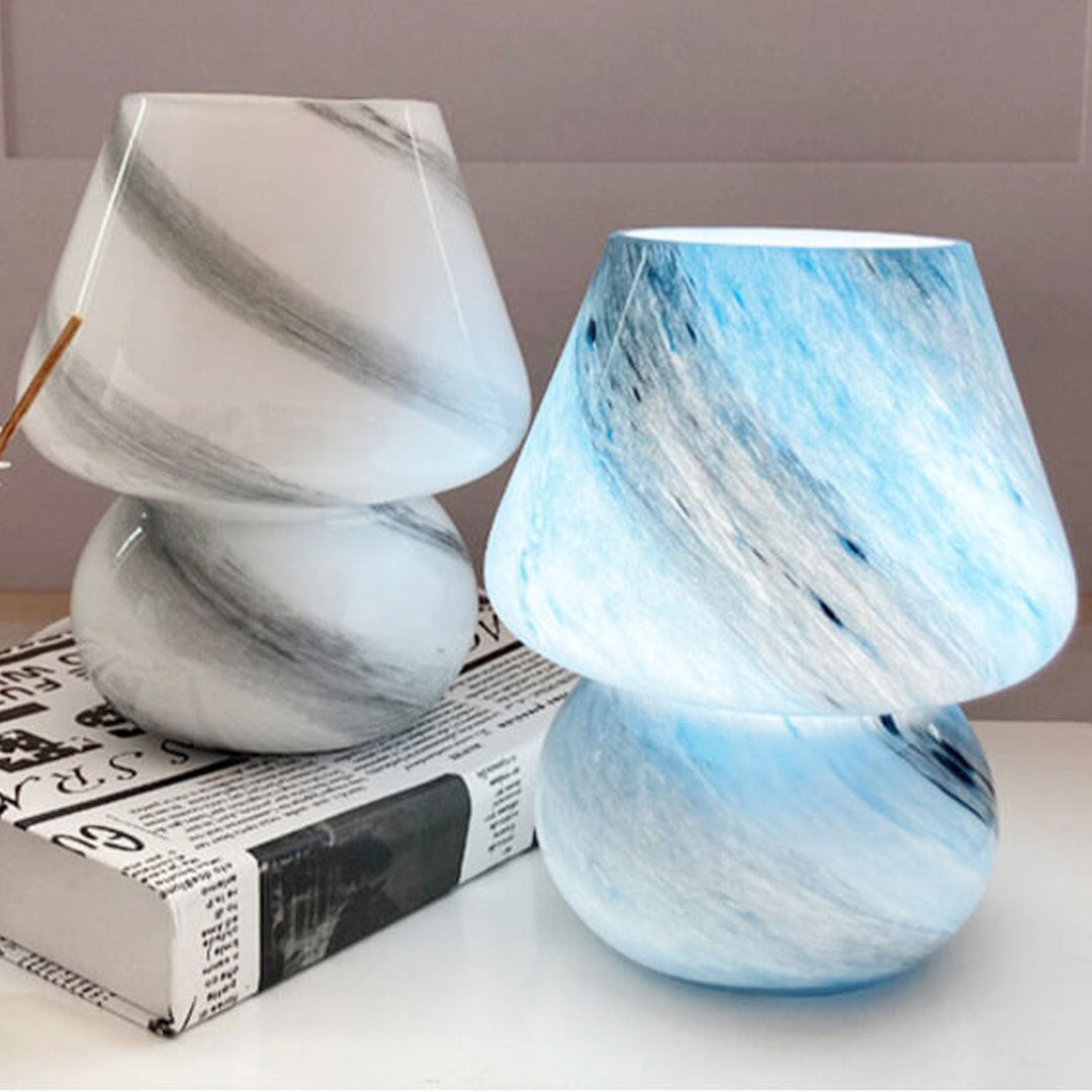 Moderne kreative handgefertigte 1-flammige Tischlampe aus Glas im Planeten- und Pilzdesign für das Schlafzimmer 