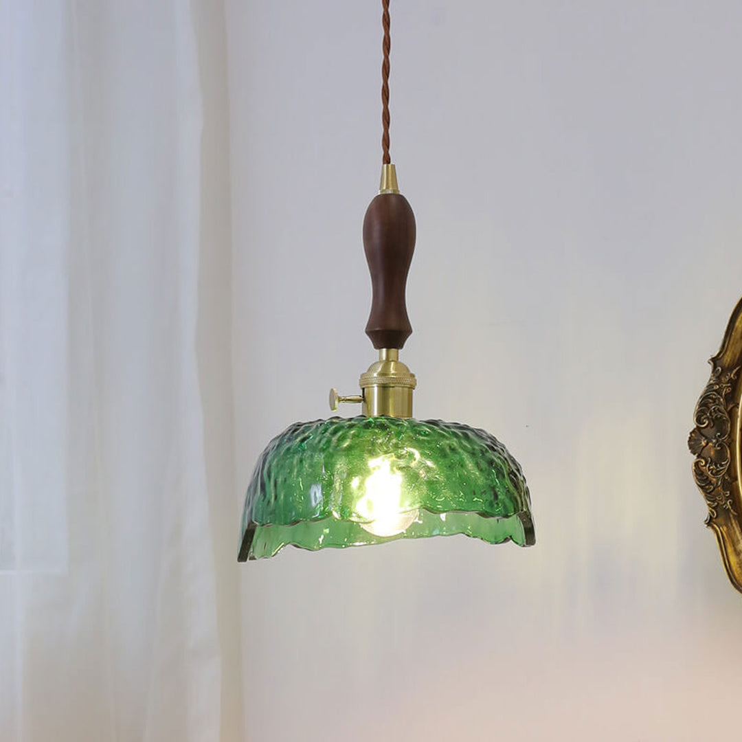 Lámpara Colgante de Vidrio Vintage con Cúpula de Latón y Nuez de 1 Luz 