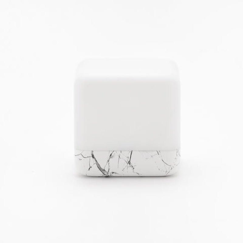 Lampe de table LED rechargeable USB avec minuterie de rotation pour cube magique moderne 