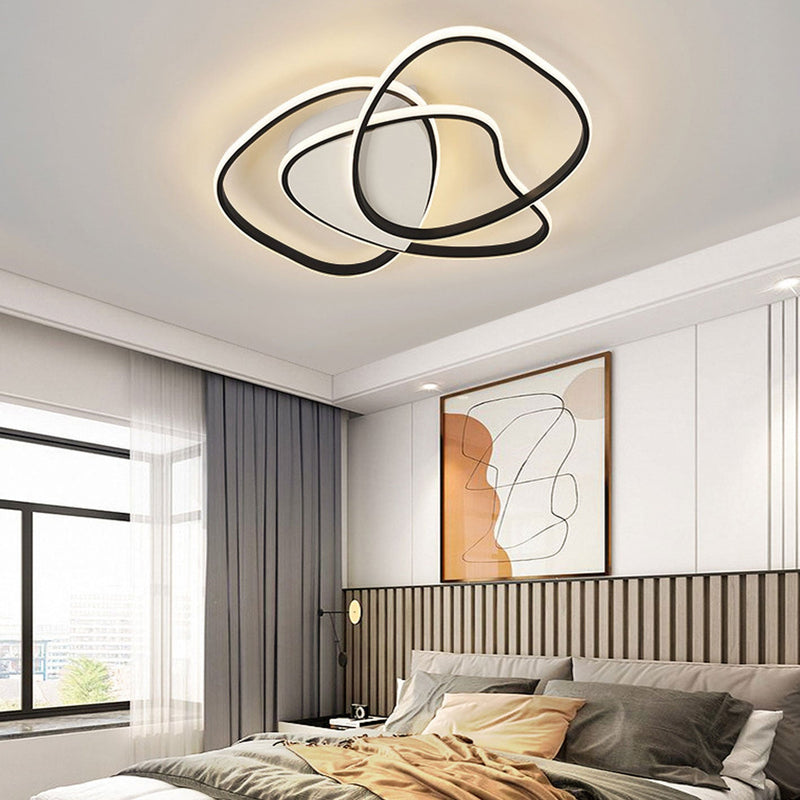 Nordische, minimalistische, runde, gebogene LED-Deckenleuchte mit bündiger Montage