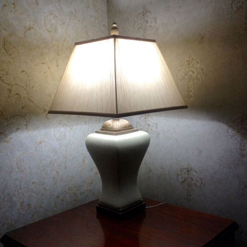 Lampe de table rétro de luxe en céramique avec abat-jour en tissu 1 lumière 