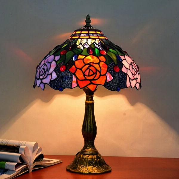 Vintage Tiffany Stained Glass Rose Rustic 1-Light Table Lamp