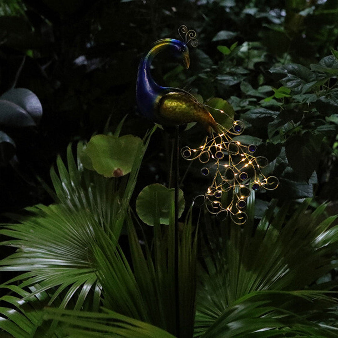 Lampe de sol décorative de pelouse extérieure à LED en forme de paon en fer industriel solaire 