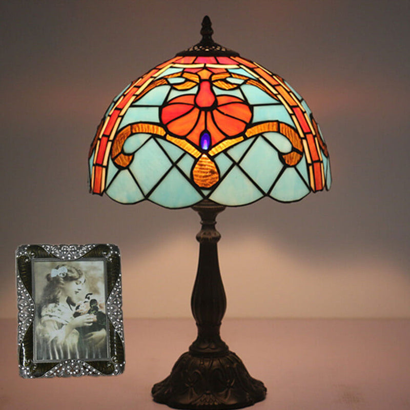 Lampe de table méditerranéenne à 1 lumière en verre Tiffany européen 