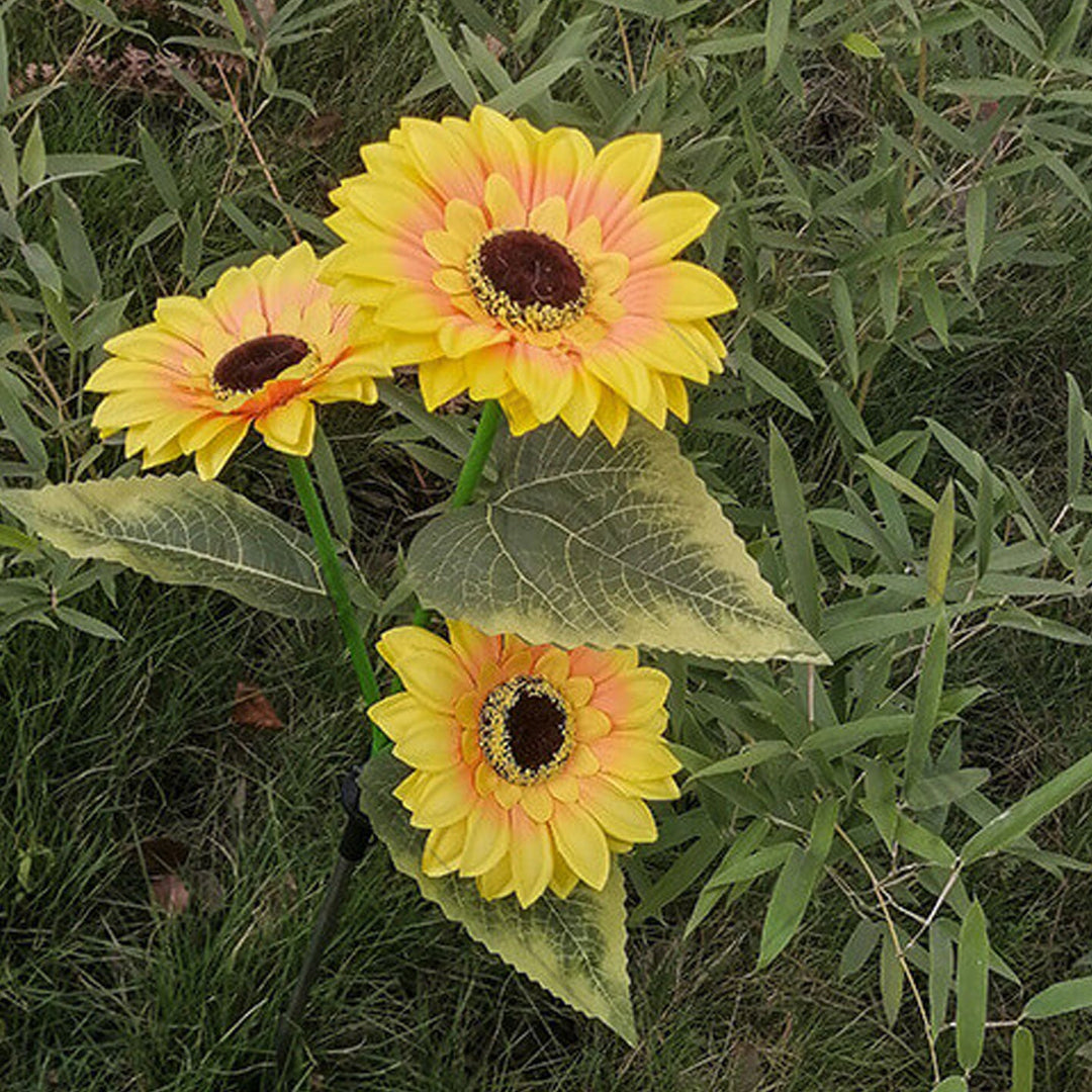 Luz de paisaje para jardín al aire libre con LED de 3 cabezas Solar Sunflower 