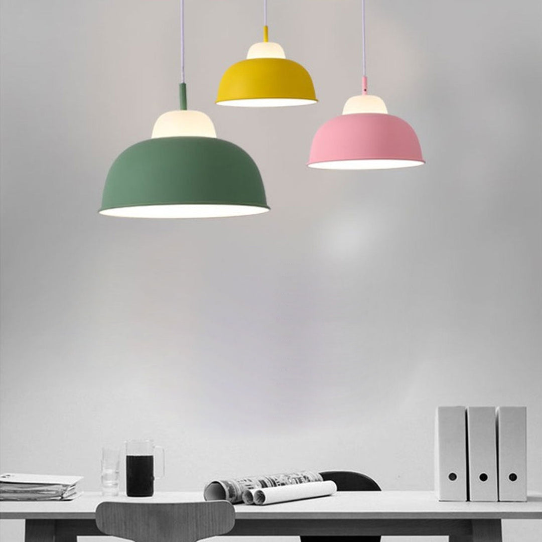 Moderne minimalistische 1-flammige Pendelleuchte aus Macaron-Eisen 