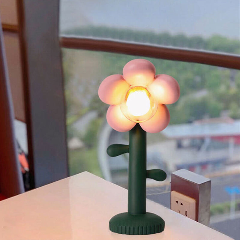 Nordic Creative Floral Greenery 1-Light Table Lamp