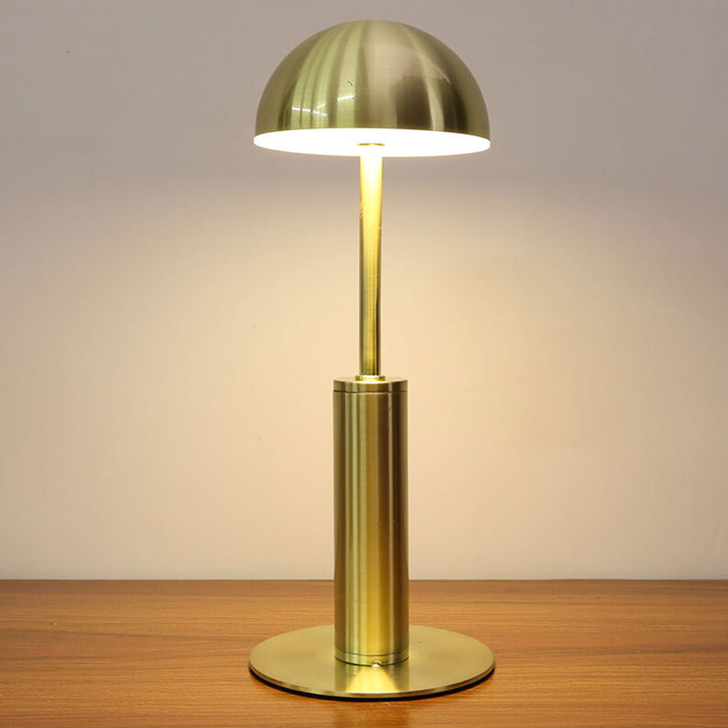 Lampe de table LED rechargeable en fer forgé européen 
