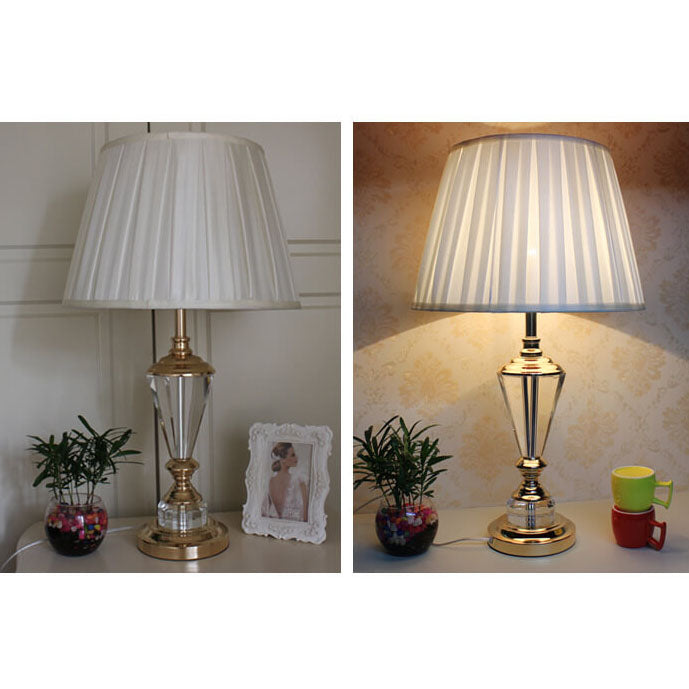 Lampe de table à 1 lumière en tissu cristal simple de style européen 
