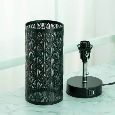 Lampe de table à 1 lumière en tissu de fer creux à colonne créative 