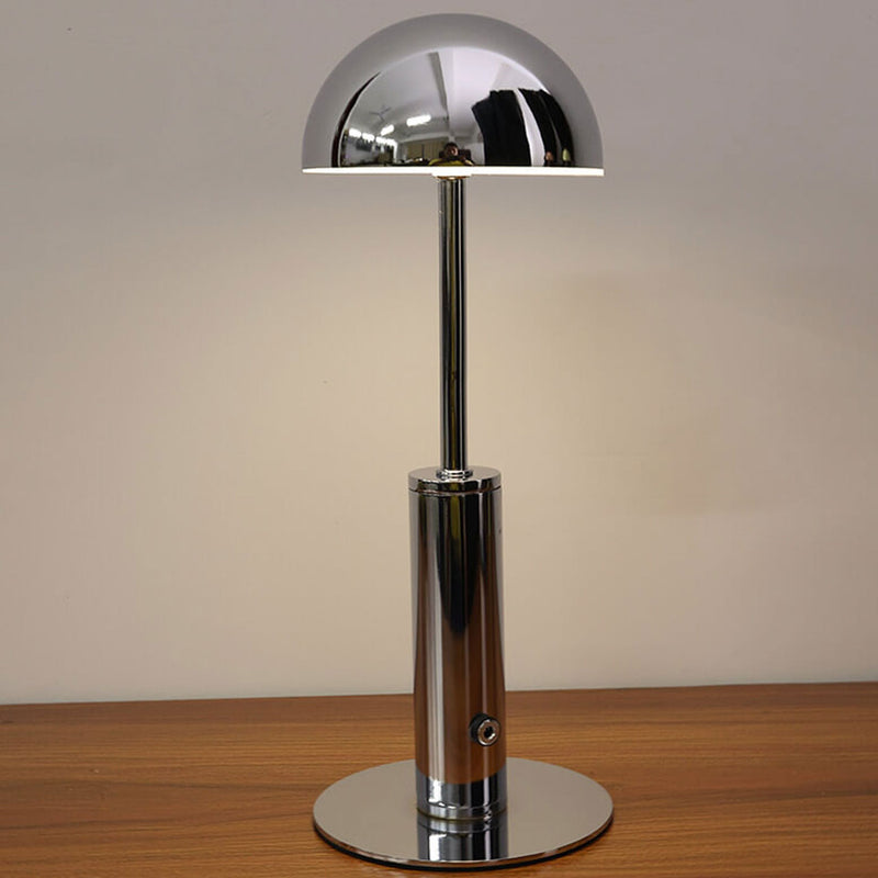 Lampe de table LED rechargeable en fer forgé européen 