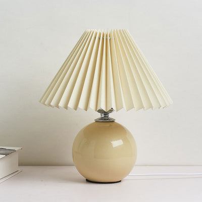 Nordic Minimalist Ceramic Pleated 1-Light Table Lamp