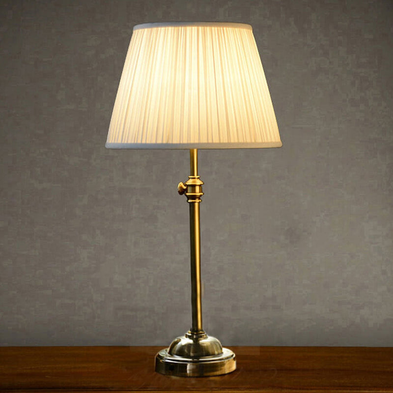 European Retro Industrial Long Arm Folding 1-Light Table Lamp