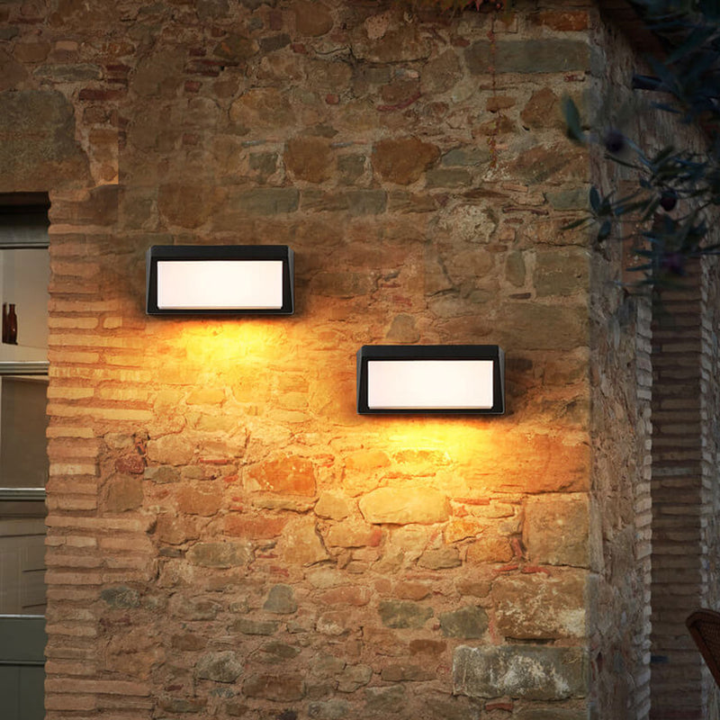 Lampe murale LED étanche moderne à géométrie carrée solaire 