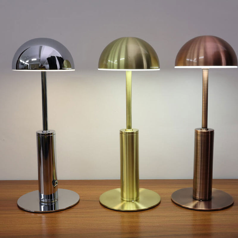 Lampe de table LED rechargeable en fer forgé européen 