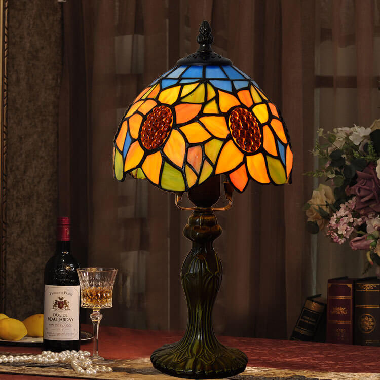 Lámpara de mesa retro Tiffany de vidrio teñido con girasol de 1 luz 